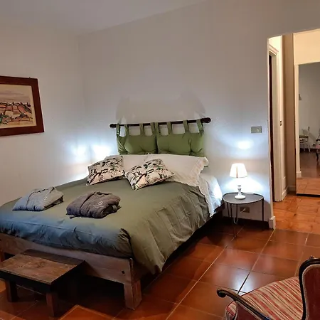 Casa Martini Bed & Breakfast Pecetto