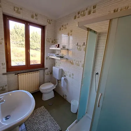 Oda ve Kahvaltı Casa Martini Pecetto