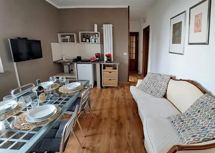 Casa Martini Bed & Breakfast Pecetto