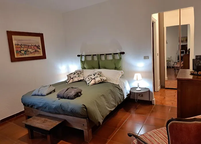 Casa Martini Bed & Breakfast Pecetto